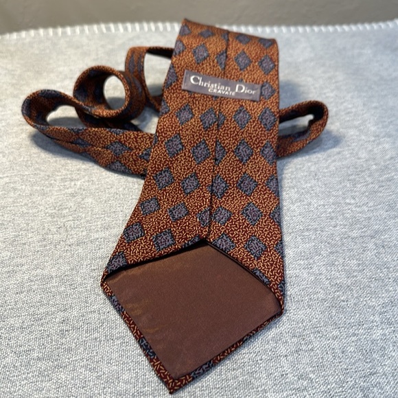 Christian Dior Cravate Tie 100% Imported Silk In Great Condition - Picture 1 of 11